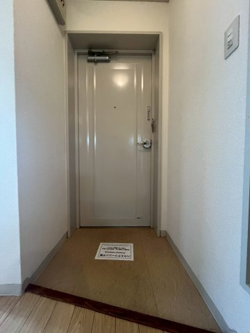 【玄関】
