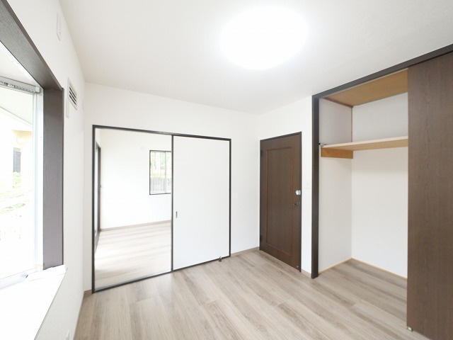奈良市朱雀6丁目戸建ての内装|内装は落ち着いています