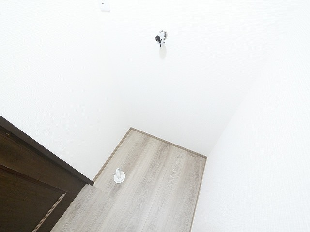 奈良市朱雀6丁目戸建ての設備|室内洗濯機置き場です