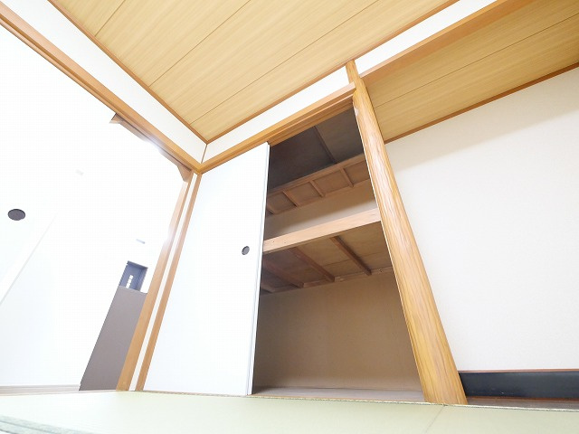 奈良市朱雀6丁目戸建ての収納|たっぷりとした収納スペースです
