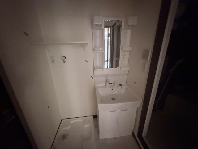 ポラリス摂津L棟の洗面所