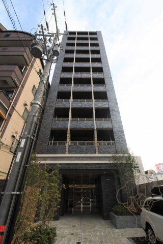 パークフラッツ東三国の外観