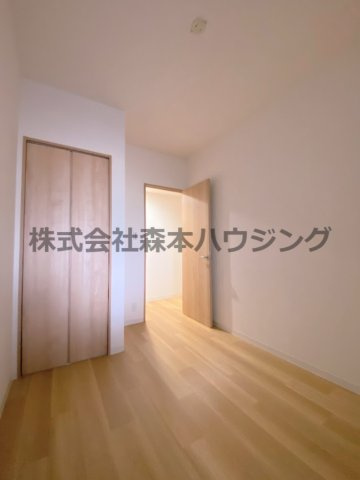 【洋室】 | 　日興交野スカイマンション | 使い勝手のいい洋室です