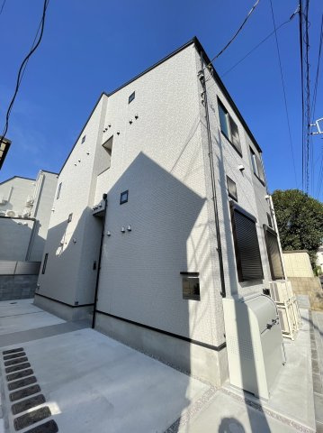 板橋区大谷口１丁目のアパートの外観|おしゃれな外観です