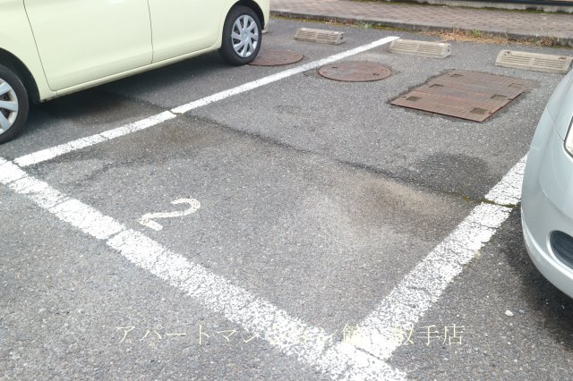 ジュピター取手の駐車場