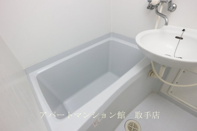 ジュピター取手の浴室