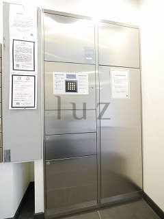 メイクスデザイン横浜阪東橋のその他共用部分|帰りが遅くなっても安心♪宅配ボックス完備！