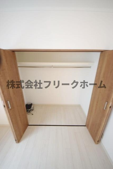 三鷹市井の頭１丁目の賃貸マンションの収納