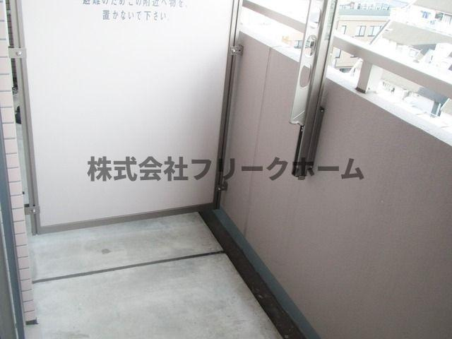 小金井市前原町３丁目の賃貸マンションのバルコニー