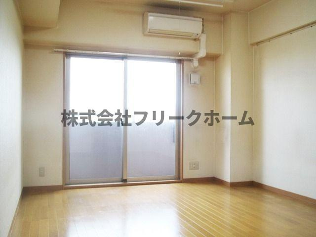 小金井市前原町３丁目の賃貸マンションの寝室