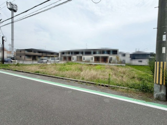 【前面道路含む現地写真】 | 北余部　売土地　全４区画 | 自由設計対応ですので、お好きな間取りで個性あふれる住まいにしてくださいね！
