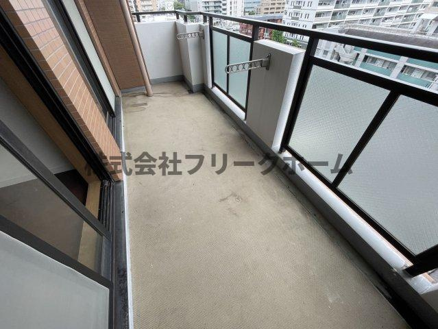 三鷹市下連雀７丁目の賃貸マンションのバルコニー