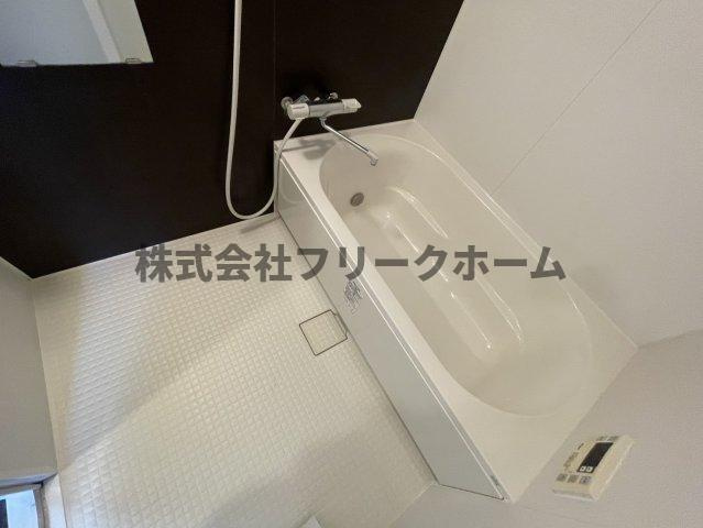 三鷹市下連雀７丁目の賃貸マンションの浴室