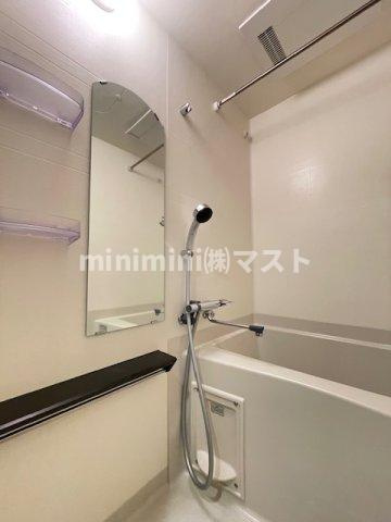 プレサンス天神橋筋六丁目ヴォワールの浴室