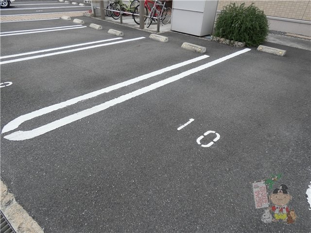 レグルスアルファの駐車場