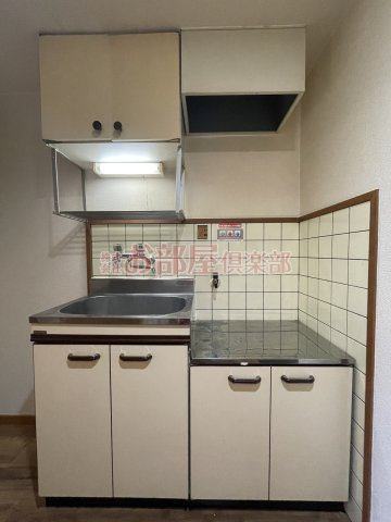 プラムハウス上津のキッチン|コンパクトなキッチンで掃除もラクラク