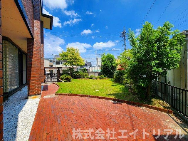 安城市安城町社口堂　貸店舗・事務所の庭