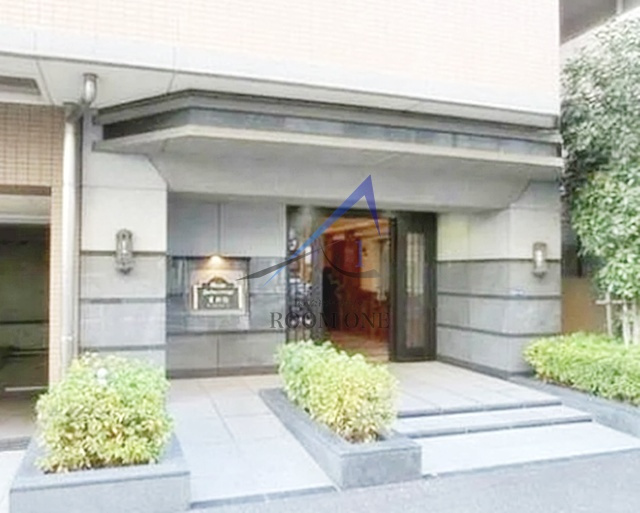 日神パレステージ東新宿イーストフォートのエントランス|エントランスです。
