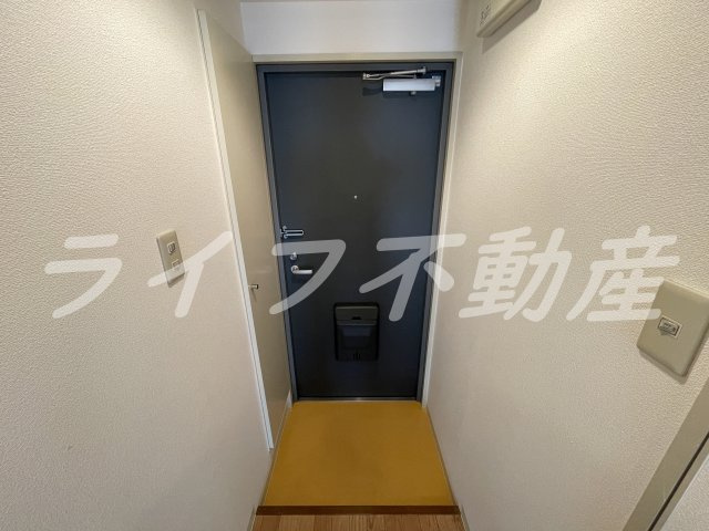 クラージュハイツの玄関|落ち着いた玄関です