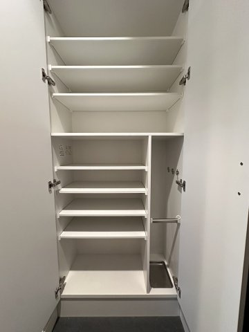 【収納】プレサンスジェネ新神戸ステーションフロント