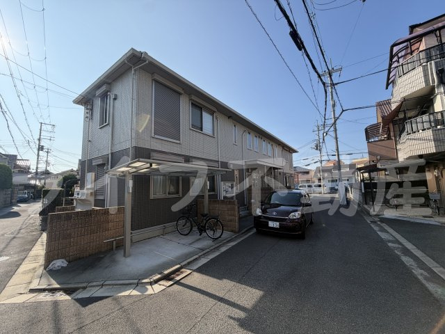 オレンジコートの外観|建物外観を気になさる方へ、見た目の良い物件です