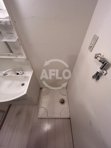 フラット34新大阪南の洗面所|FLAT34新大阪南　洗濯パン
