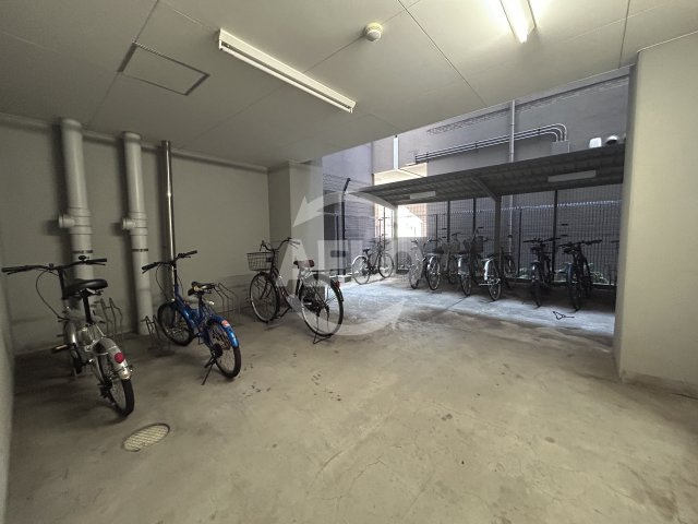 フラット34新大阪南のその他共用部分|FLAT34新大阪南　駐輪場