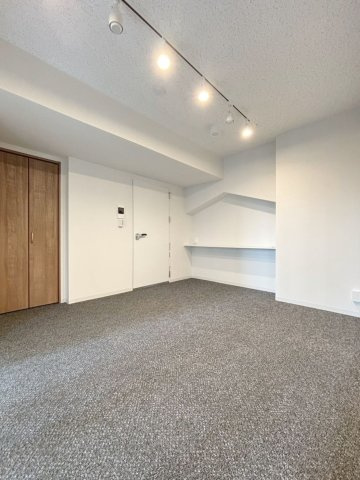 「防音マンション」343 RESIDENCE HONKOMAGOME Ⅰの洋室|防音室は防音床、防音壁、防音天井となっており、まさに楽器を演奏するためにつくられた24時間楽器演奏可能の防音室です