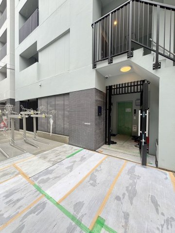 「防音マンション」343 RESIDENCE HONKOMAGOME Ⅱのエントランス|落ち着いたエントランスです（2026年9月7日撮影）