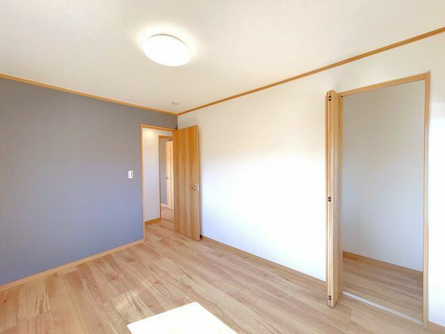 宇都宮市立伏町　3LDK　中古住宅の洋室