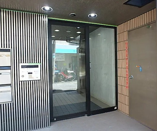 アクト西ヶ原のエントランス