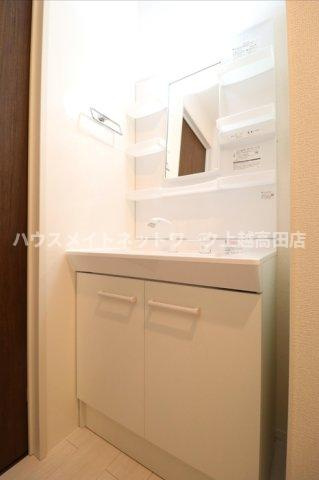 アグレッシブファインの独立洗面台|洗髪洗面化粧台