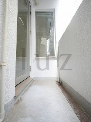 コートタワー新横浜のバルコニー