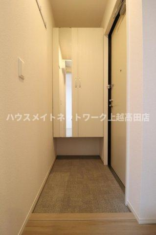 サンリジェール春日新田の玄関|玄関