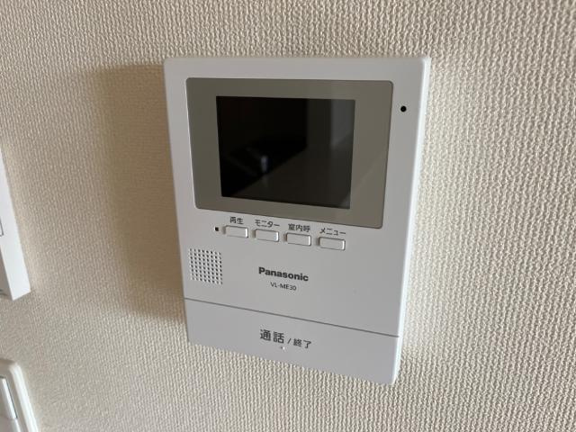 フォレットＢの内装|カメラ付インターホン