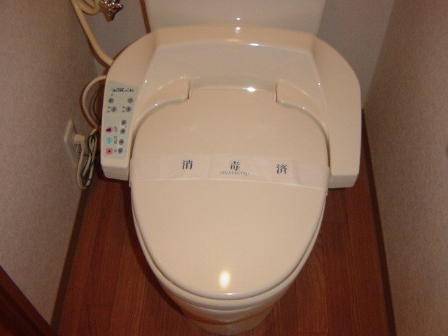 モデルナ江木のトイレ|シャワー付トイレ