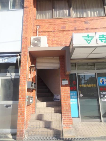 FOLビル　1階店舗のエントランス|★玄関入り口★
