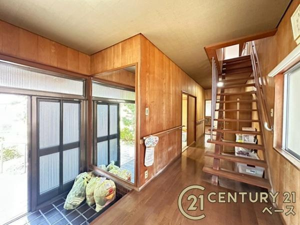 生駒郡平群町椿台２丁目　一戸建の内装