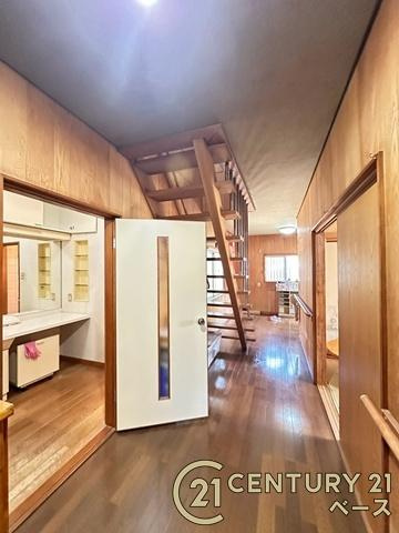生駒郡平群町椿台２丁目　一戸建の内装
