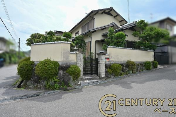 生駒郡平群町椿台２丁目　一戸建