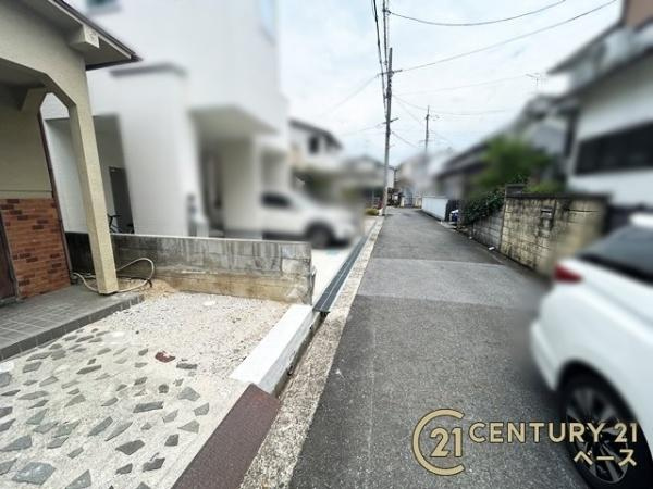 橿原市小槻町　一戸建の前面道路含む現地写真|■現地撮影写真■落ち着いた雰囲気の閑静な住宅地内です！