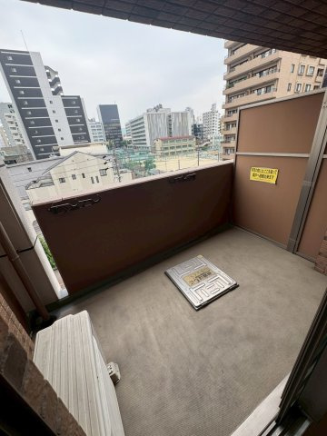 プレサンスSAKAEリバースタイル　名古屋市賃貸　仲介手数料無料のバルコニー