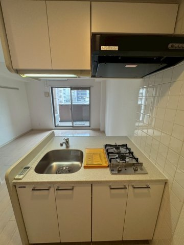 プレサンスSAKAEリバースタイル　名古屋市賃貸　仲介手数料無料のキッチン