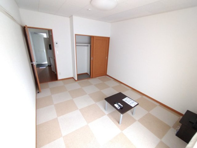 【その他】 | レオパレス三田 | １階はフローリング仕様です。現況優先。
