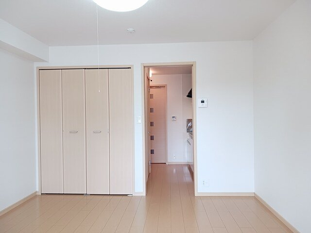 富山市婦中町麦島のアパートの内装
