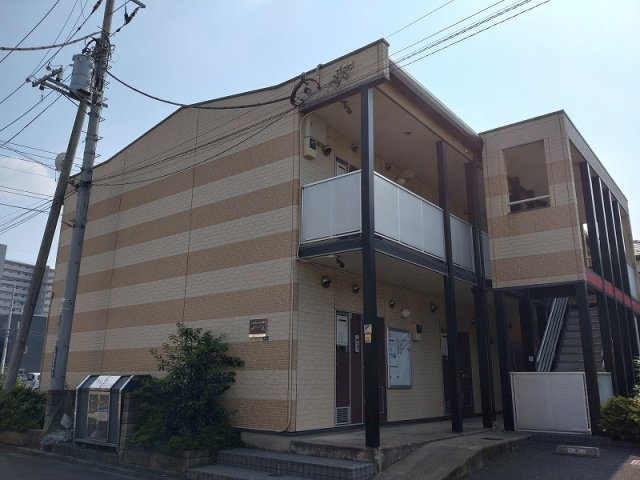 レオパレスバルミィウインドの外観