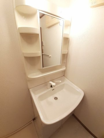 グレイスフル　ウッズ　ＳＪＫの洗面所