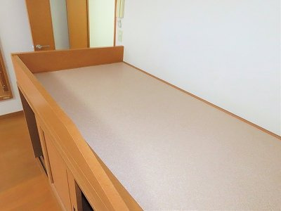 レオパレスエバーグリーンの内装|ベッドスペース