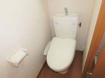 レオパレスエバーグリーンのその他|お風呂、トイレは完全別です