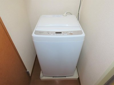 レオパレスエバーグリーンのその他|洗濯機も付いています